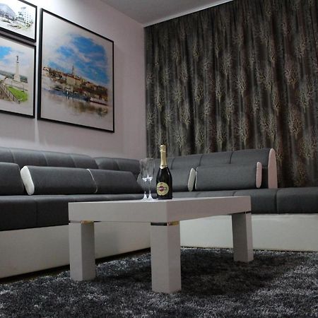 Ramonda - New Belgrade Διαμέρισμα Εξωτερικό φωτογραφία